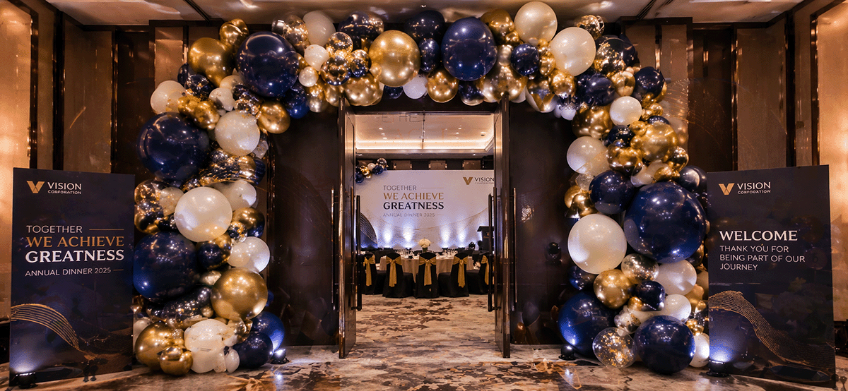 Balloon Arch at entrance